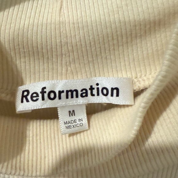 Reformation. Medium. Perfect Condition. - Picture 3 of 3